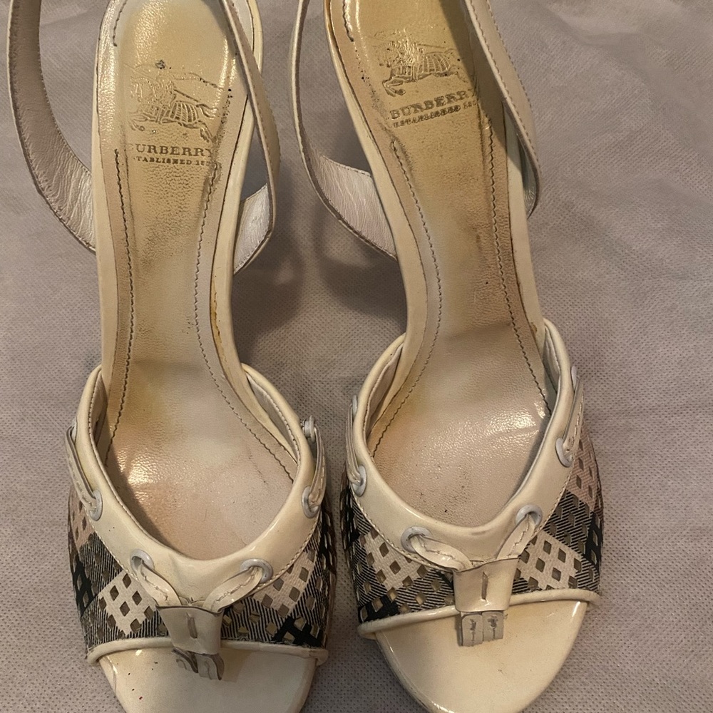 Burberry sandals